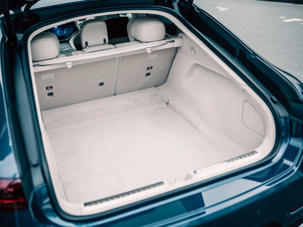 Mercedes-Benz EQS Class,autocango,china used car exporter,china ev exporter,chinese used car exporter,chinese used ev exporter