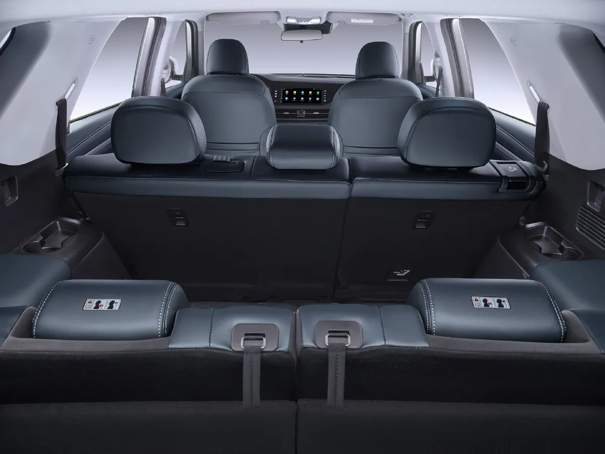 ChangAn CS95,autocango,china used car exporter,china ev exporter,chinese used car exporter,chinese used ev exporter