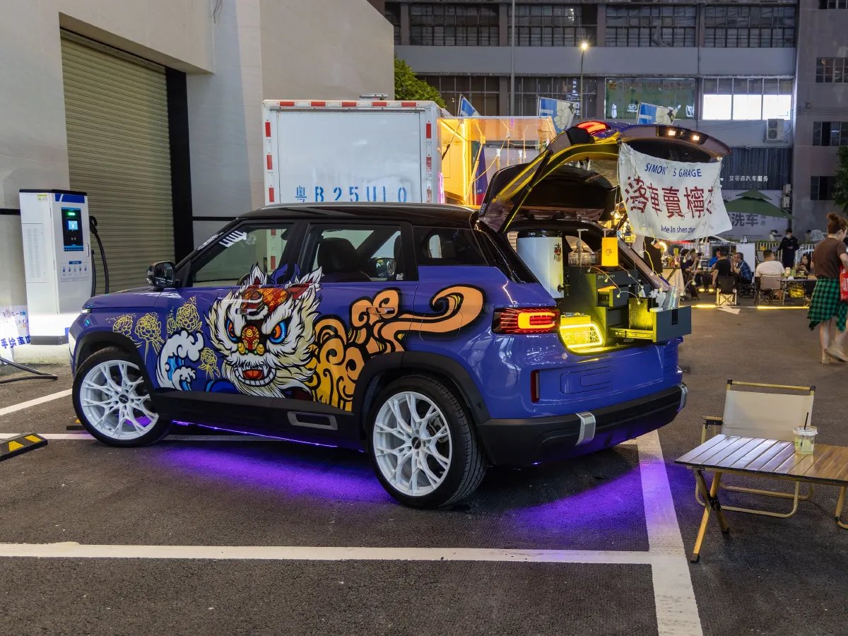 Geely ICON,autocango,china used car exporter,china ev exporter,chinese used car exporter,chinese used ev exporter