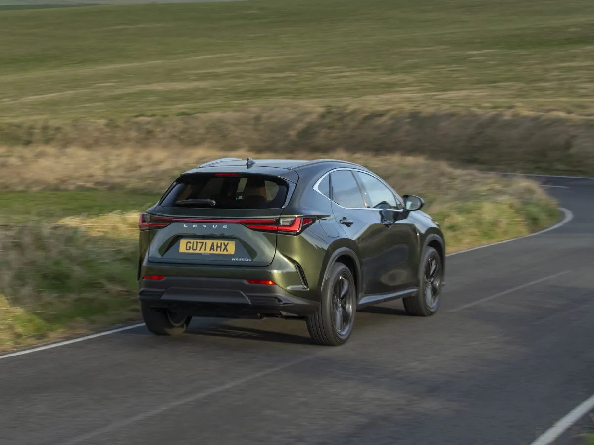 2024 Lexus NX 2.5L 185HP L4 E-CVT PHEV 16KWH,autocango,china used car exporter,china ev exporter,chinese used car exporter,chinese used ev exporter