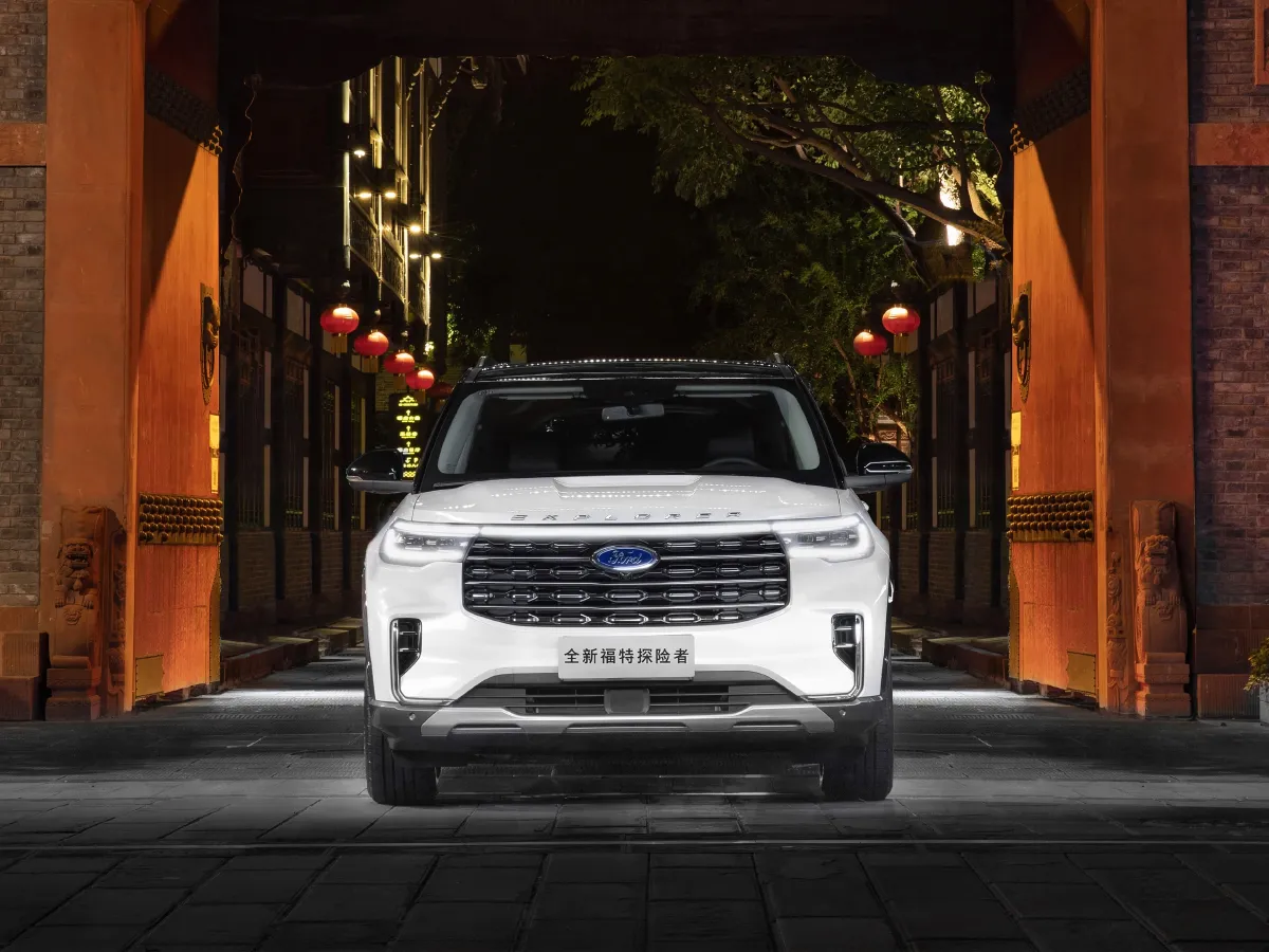 Ford Explorer,autocango,china used car exporter,china ev exporter,chinese used car exporter,chinese used ev exporter