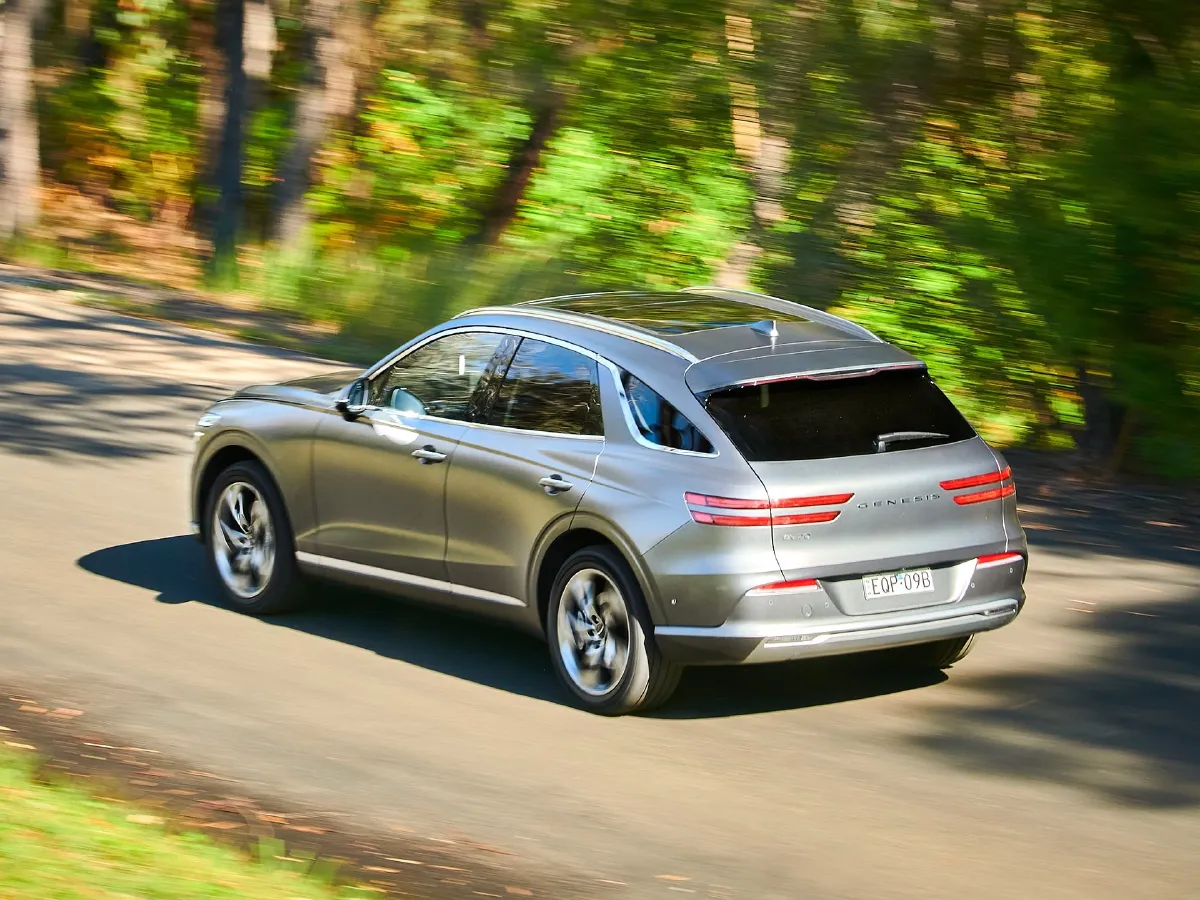 Genesis GV70,autocango,china used car exporter,china ev exporter,chinese used car exporter,chinese used ev exporter