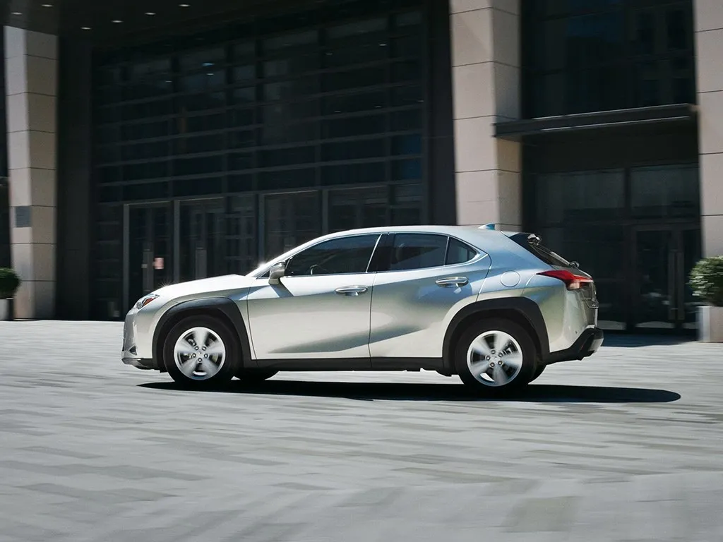 Lexus UX,autocango,china used car exporter,china ev exporter,chinese used car exporter,chinese used ev exporter