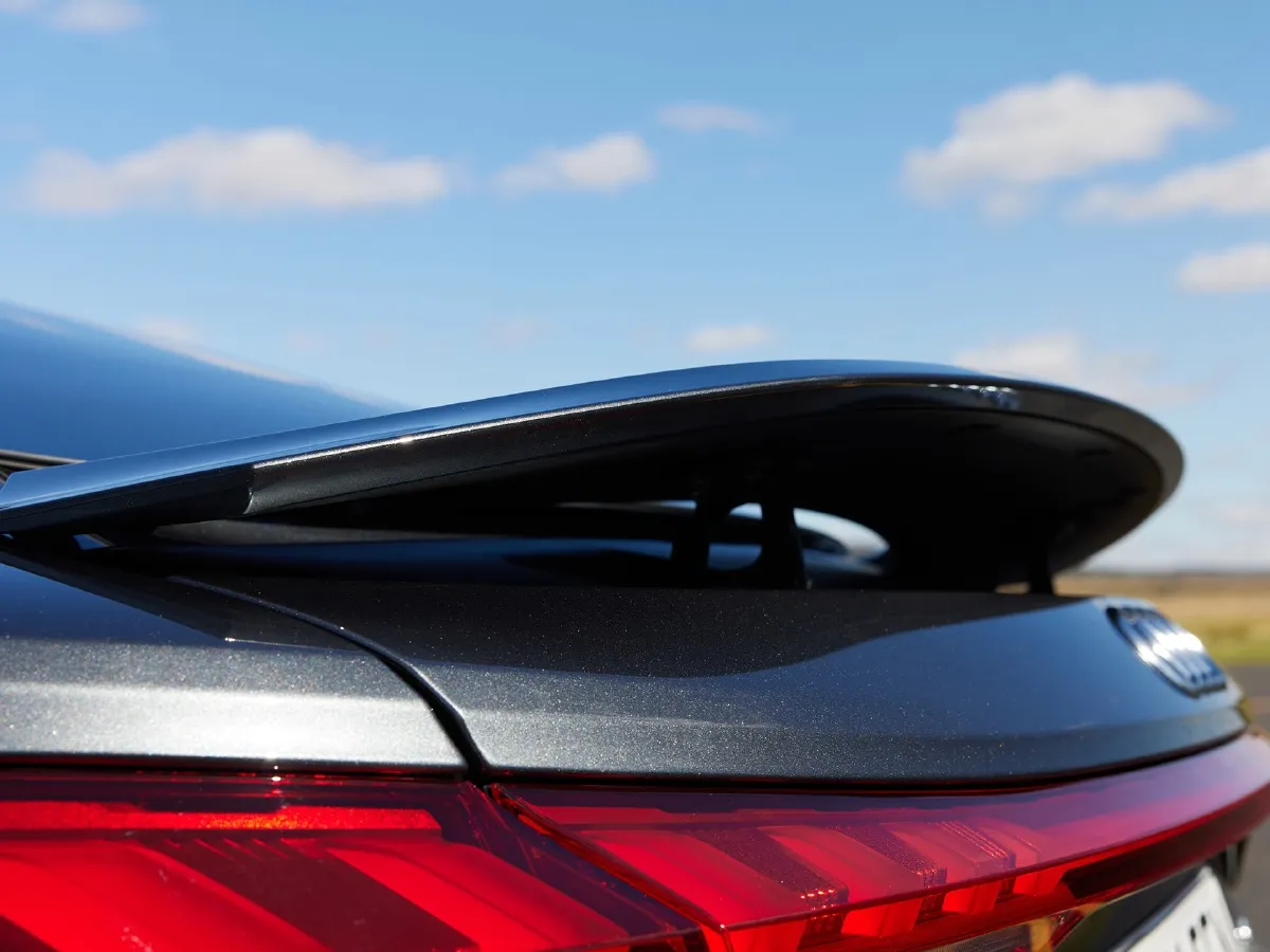 2023 Audi RS e-tron GT 2AT BEV 93.4KWH,autocango,china used car exporter,china ev exporter,chinese used car exporter,chinese used ev exporter