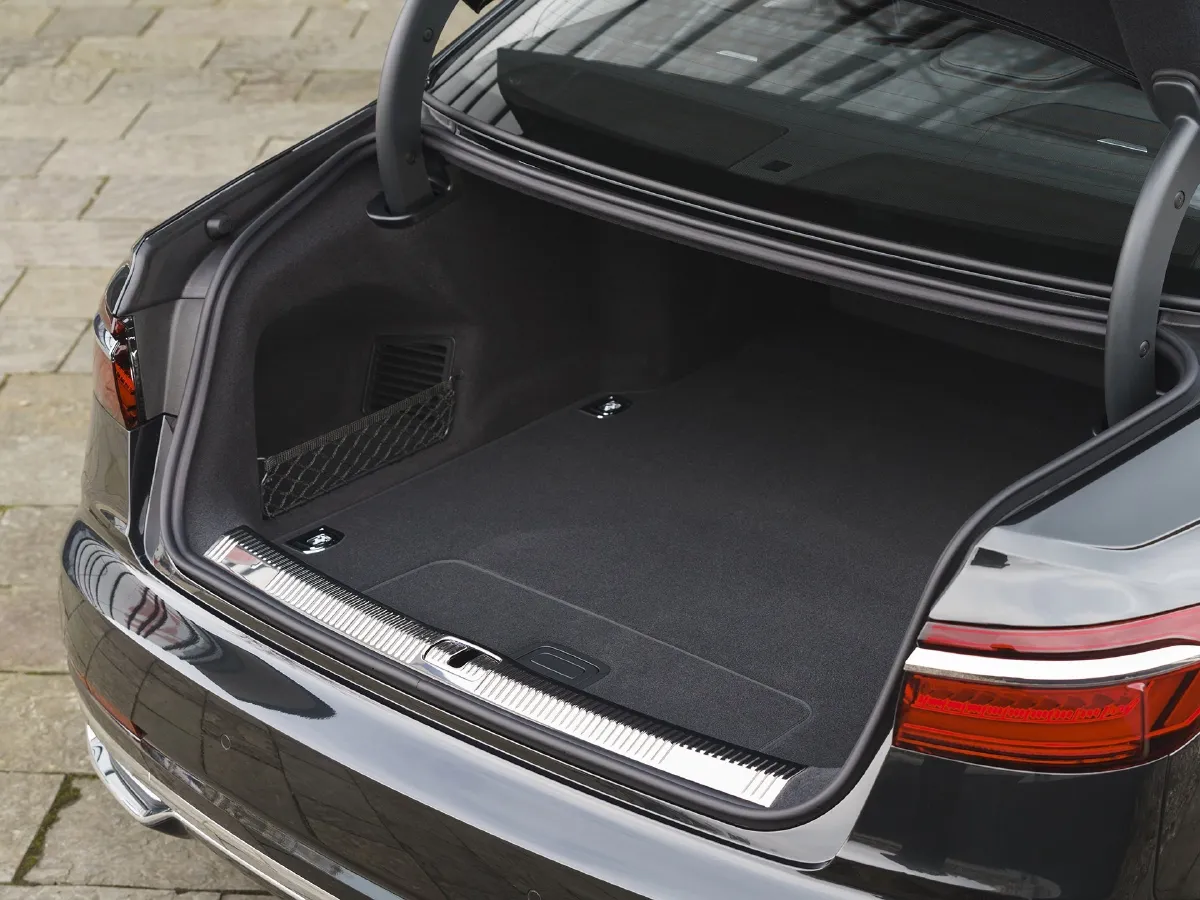 Audi A8,autocango,china used car exporter,china ev exporter,chinese used car exporter,chinese used ev exporter