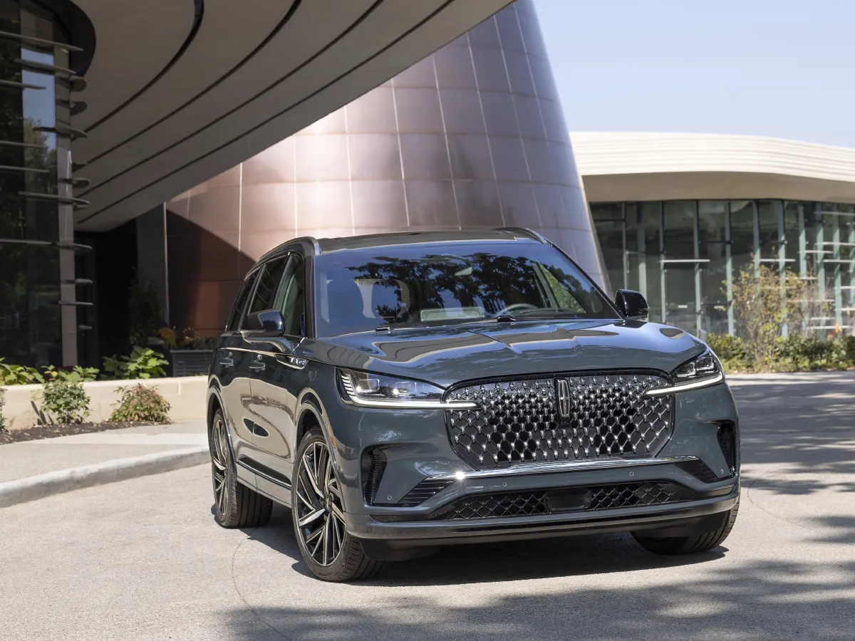Lincoln Aviator,autocango,china used car exporter,china ev exporter,chinese used car exporter,chinese used ev exporter