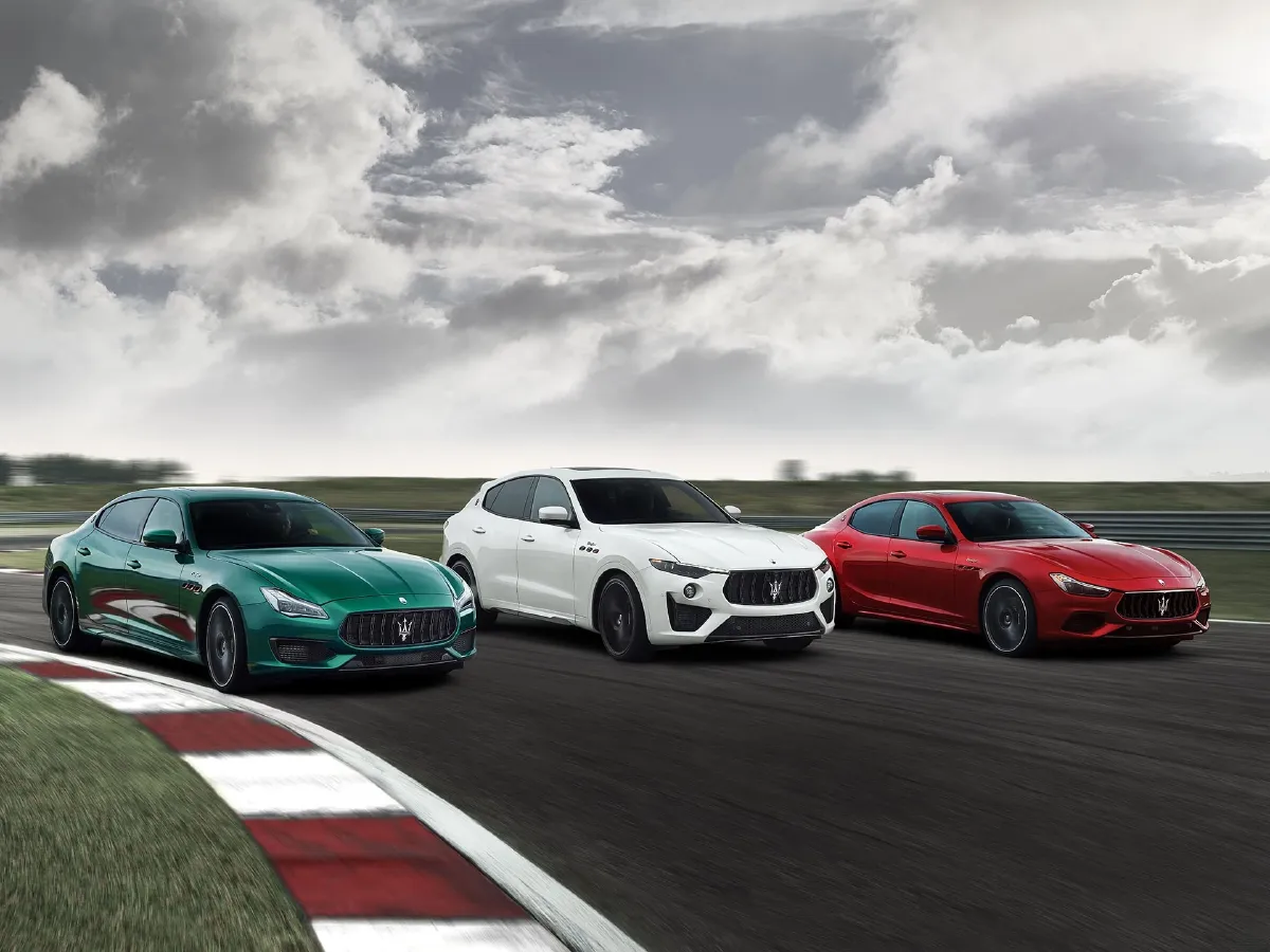 Maserati Quattroporte,autocango,china used car exporter,china ev exporter,chinese used car exporter,chinese used ev exporter