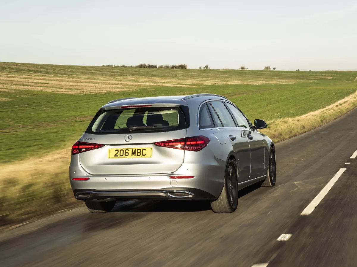 Mercedes-Benz C Class,autocango,china used car exporter,china ev exporter,chinese used car exporter,chinese used ev exporter