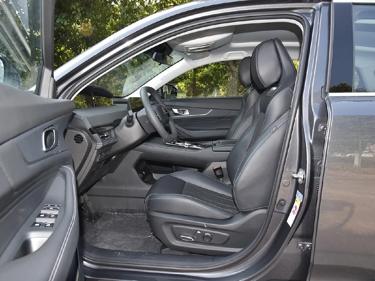 ChangAn UNI-K iDD,autocango,china used car exporter,china ev exporter,chinese used car exporter,chinese used ev exporter