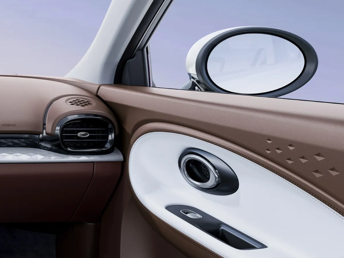 JAC EV YiWei 3,autocango,china used car exporter,china ev exporter,chinese used car exporter,chinese used ev exporter