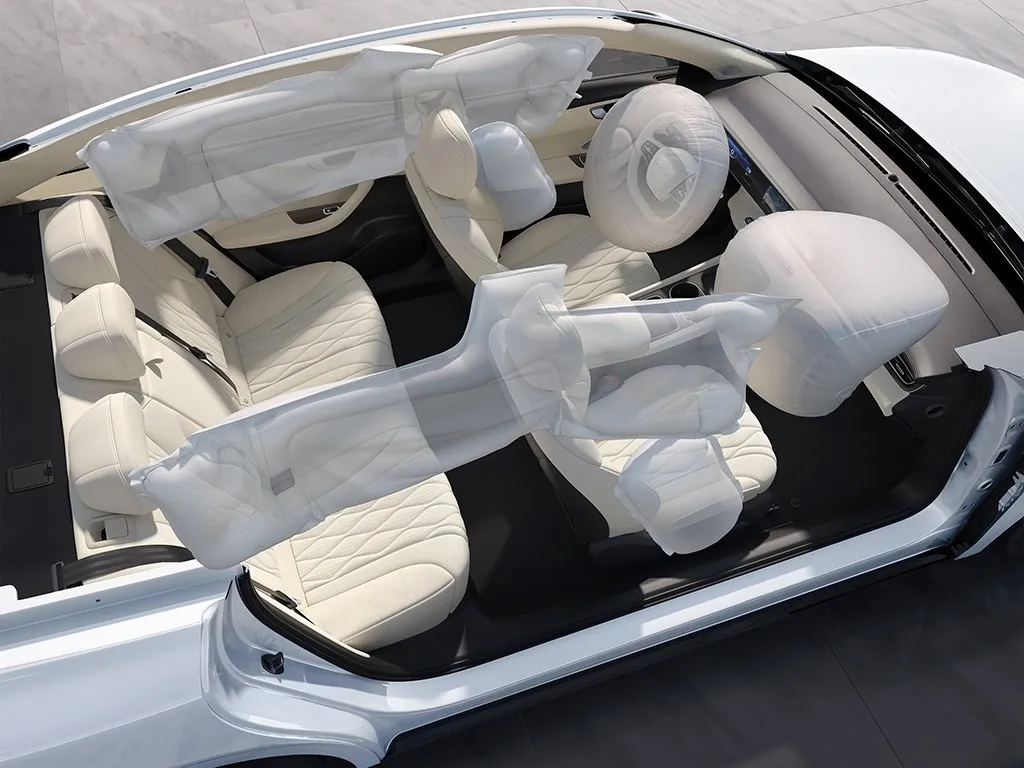 Roewe D7,autocango,china used car exporter,china ev exporter,chinese used car exporter,chinese used ev exporter