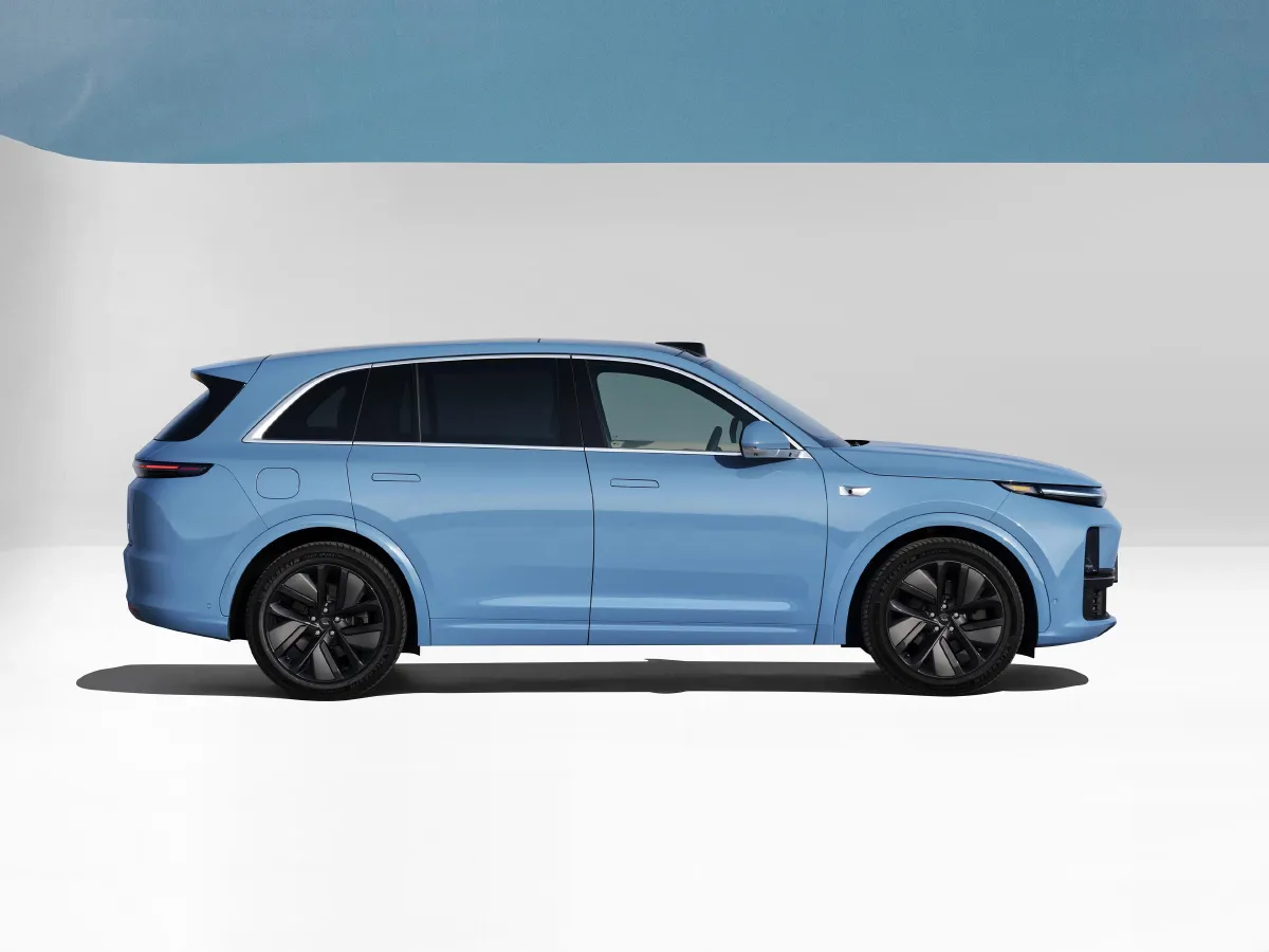 Li L7,autocango,china used car exporter,china ev exporter,chinese used car exporter,chinese used ev exporter