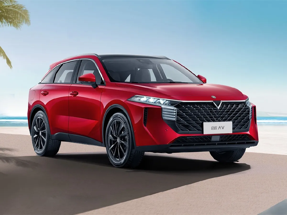 Venucia Grand V,autocango,china used car exporter,china ev exporter,chinese used car exporter,chinese used ev exporter