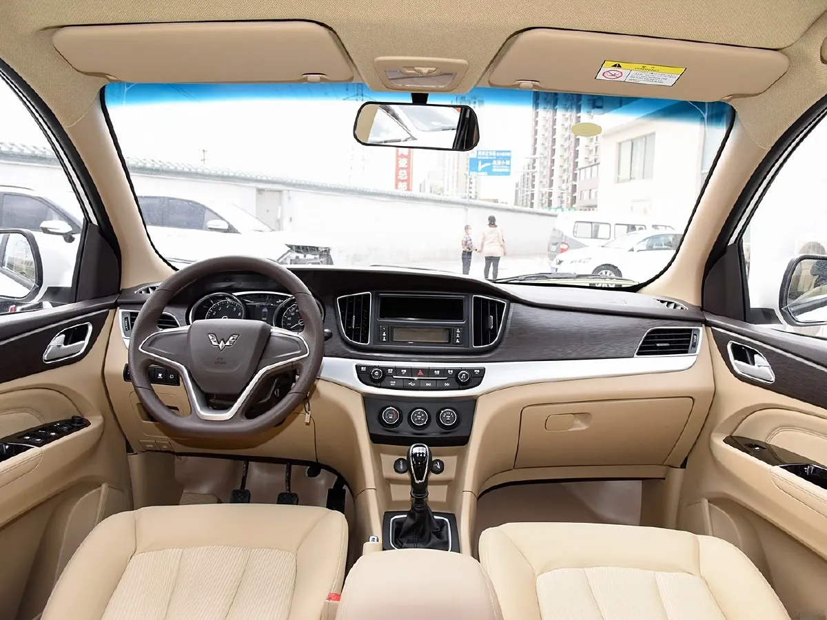 WuLing 730,autocango,china used car exporter,china ev exporter,chinese used car exporter,chinese used ev exporter WuLing 730,autocango,china used car exporter,china ev exporter,chinese used car exporter,chinese used ev exporter