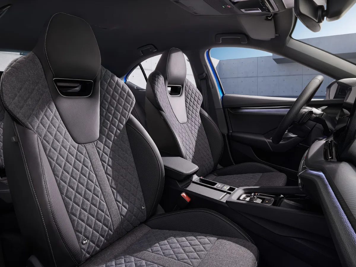 Skoda Octavia,autocango,china used car exporter,china ev exporter,chinese used car exporter,chinese used ev exporter