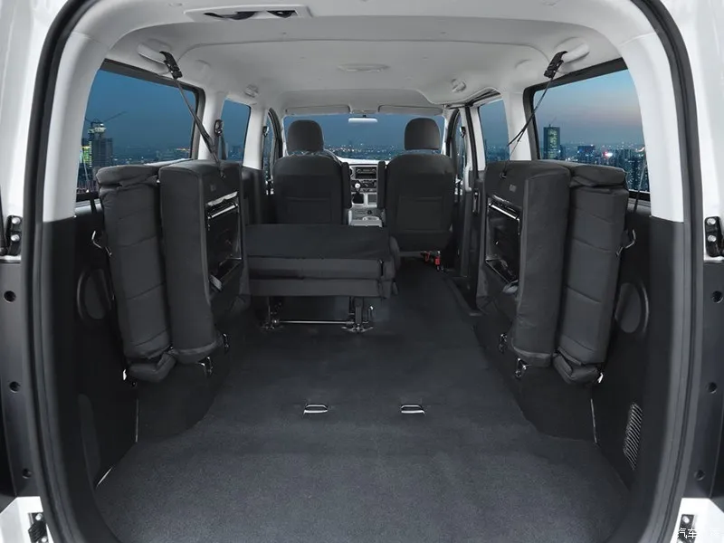 JAC Refine M3,autocango,china used car exporter,china ev exporter,chinese used car exporter,chinese used ev exporter