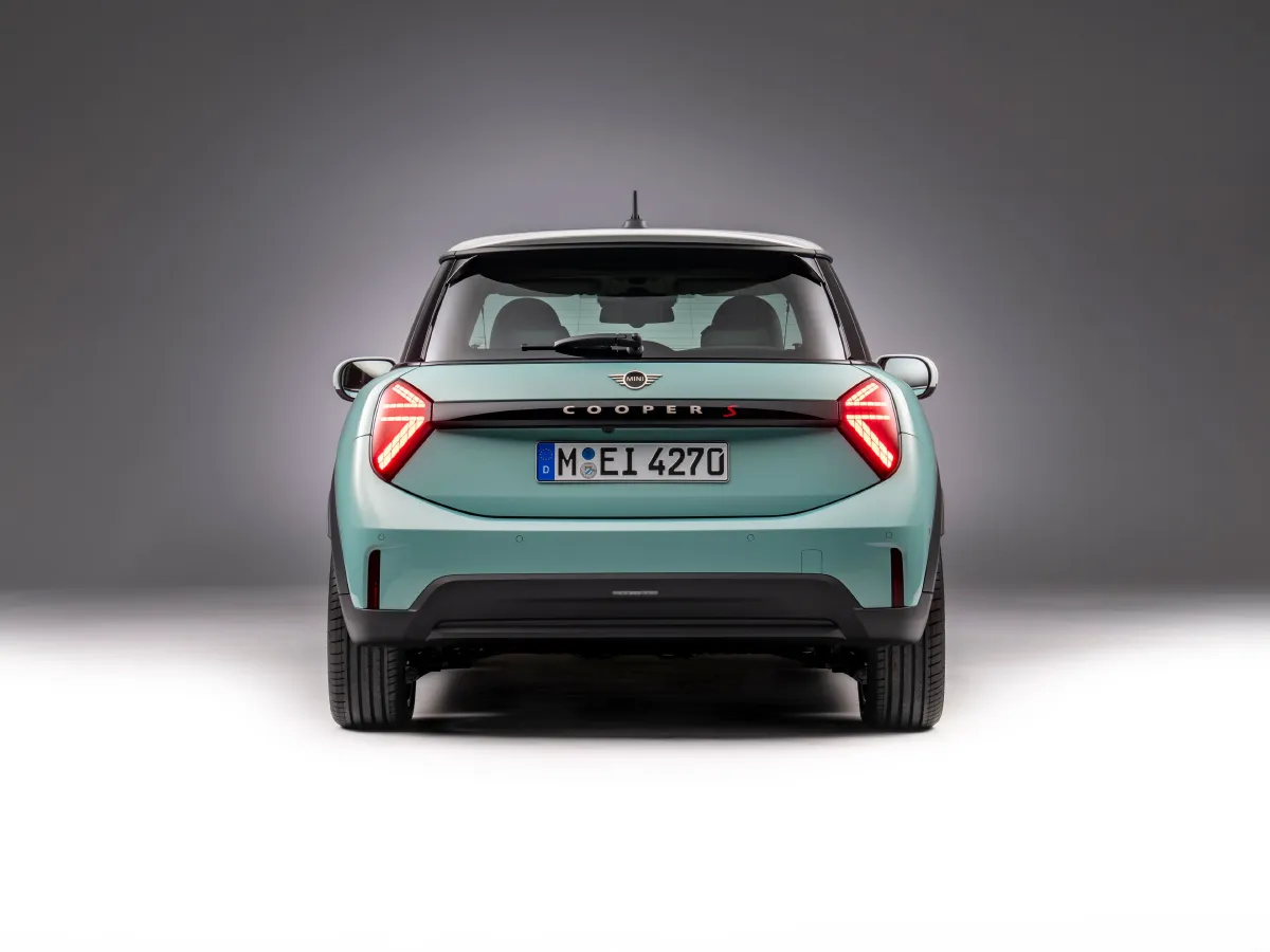 MINI MINI,autocango,china used car exporter,china ev exporter,chinese used car exporter,chinese used ev exporter