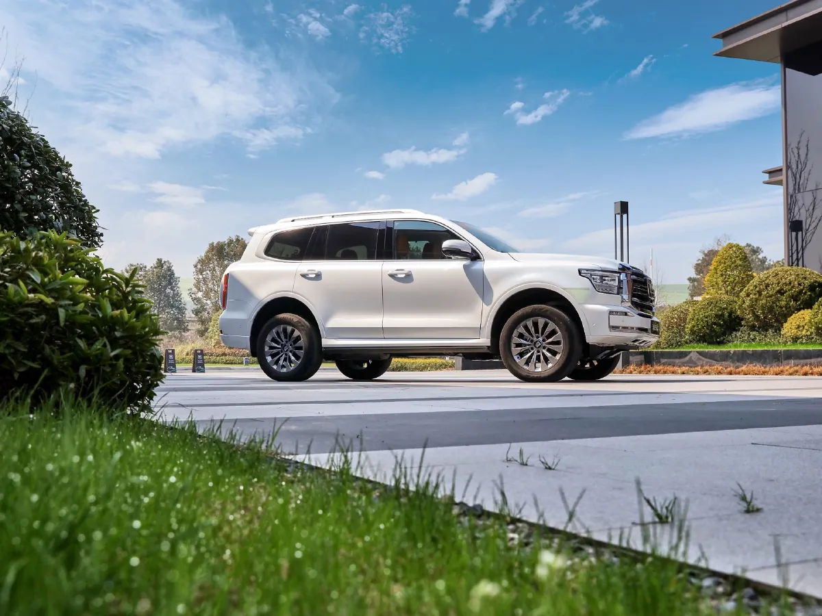 Tank 500,autocango,china used car exporter,china ev exporter,chinese used car exporter,chinese used ev exporter