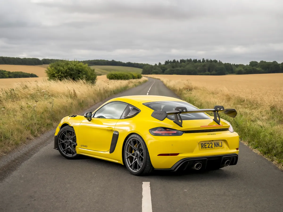 Porsche 718,autocango,china used car exporter,china ev exporter,chinese used car exporter,chinese used ev exporter