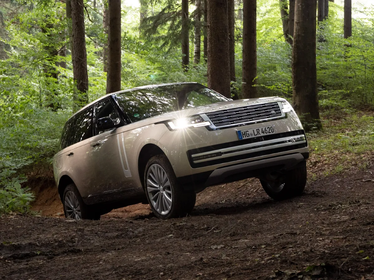 Land Rover Range Rover,autocango,china used car exporter,china ev exporter,chinese used car exporter,chinese used ev exporter