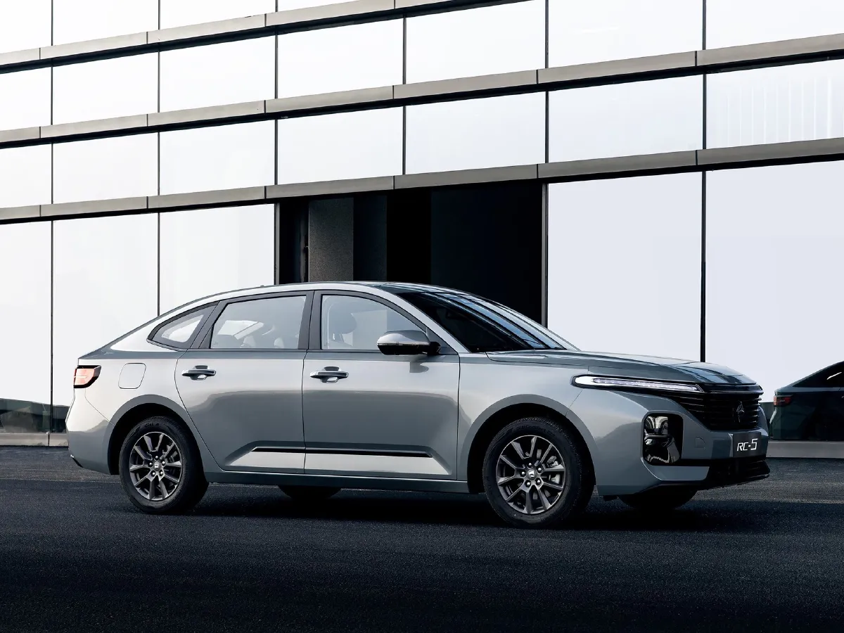 BaoJun RC-5,autocango,china used car exporter,china ev exporter,chinese used car exporter,chinese used ev exporter BaoJun RC-5,autocango,china used car exporter,china ev exporter,chinese used car exporter,chinese used ev exporter