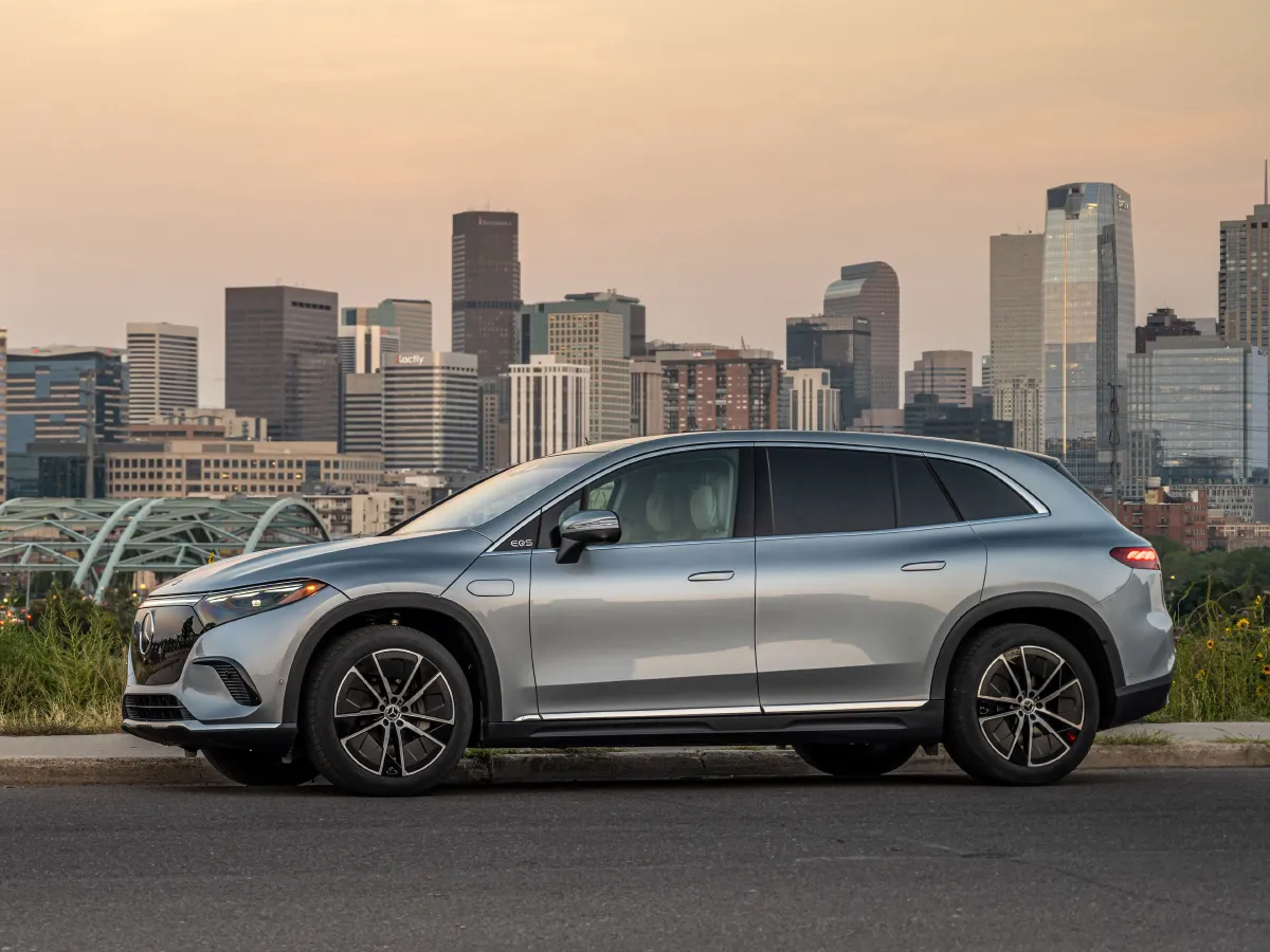 Mercedes-Benz EQS SUV,autocango,china used car exporter,china ev exporter,chinese used car exporter,chinese used ev exporter