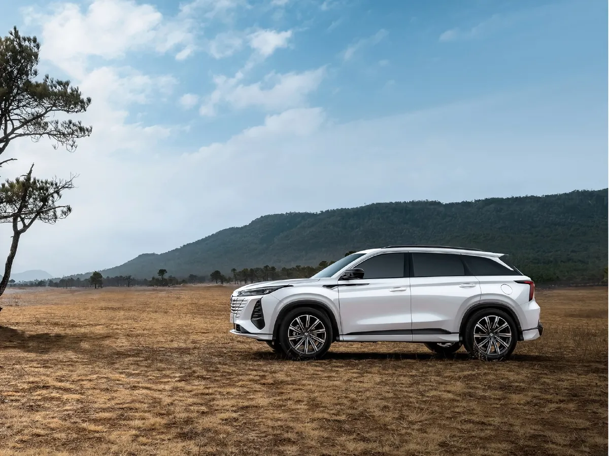 ChangAn CS75 Plus,autocango,china used car exporter,china ev exporter,chinese used car exporter,chinese used ev exporter