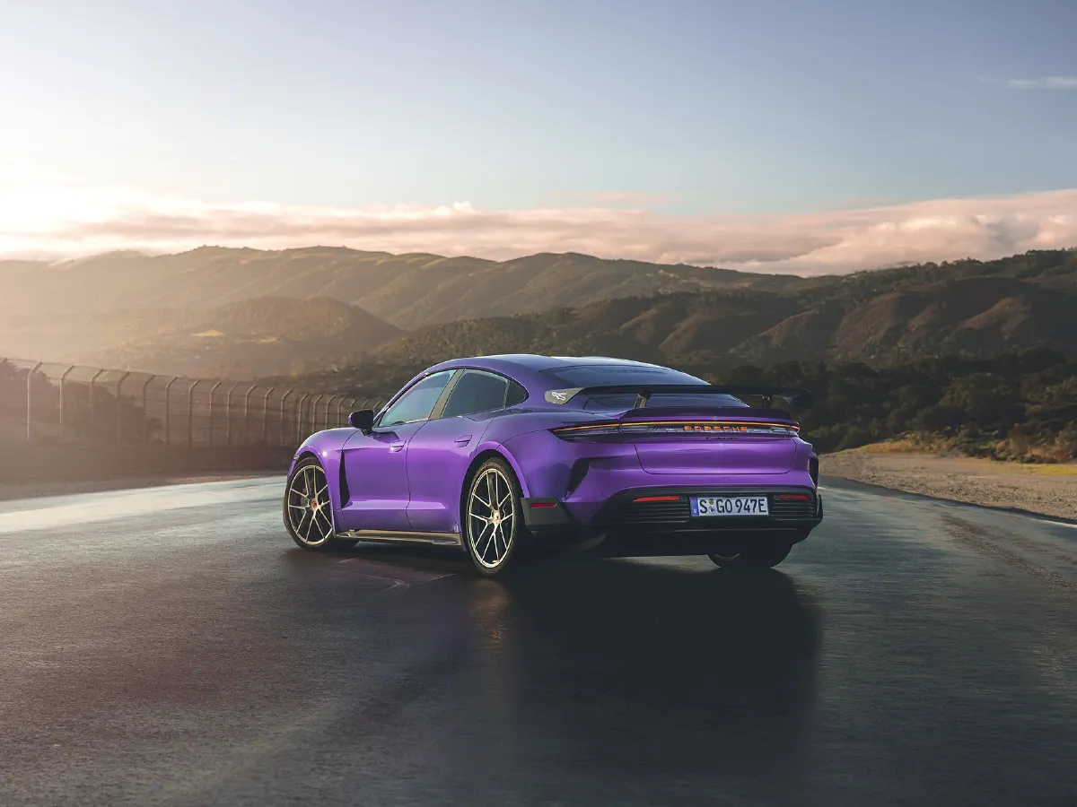 Porsche Taycan,autocango,china used car exporter,china ev exporter,chinese used car exporter,chinese used ev exporter Porsche Taycan,autocango,china used car exporter,china ev exporter,chinese used car exporter,chinese used ev exporter