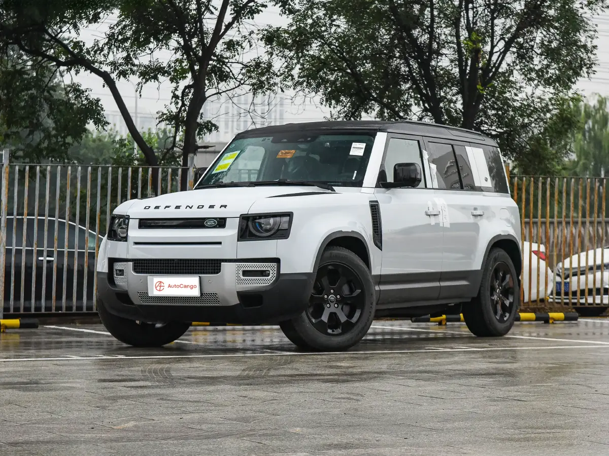 2023 Land Rover Defender 2.0T 301HP L4 8AT PHEV 19.26KWH