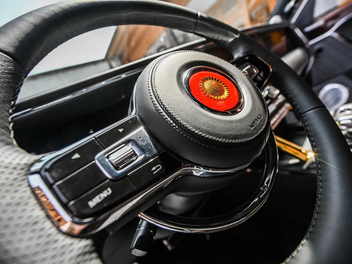 HongQi Guoyao,autocango,china used car exporter,china ev exporter,chinese used car exporter,chinese used ev exporter HongQi Guoyao,autocango,china used car exporter,china ev exporter,chinese used car exporter,chinese used ev exporter