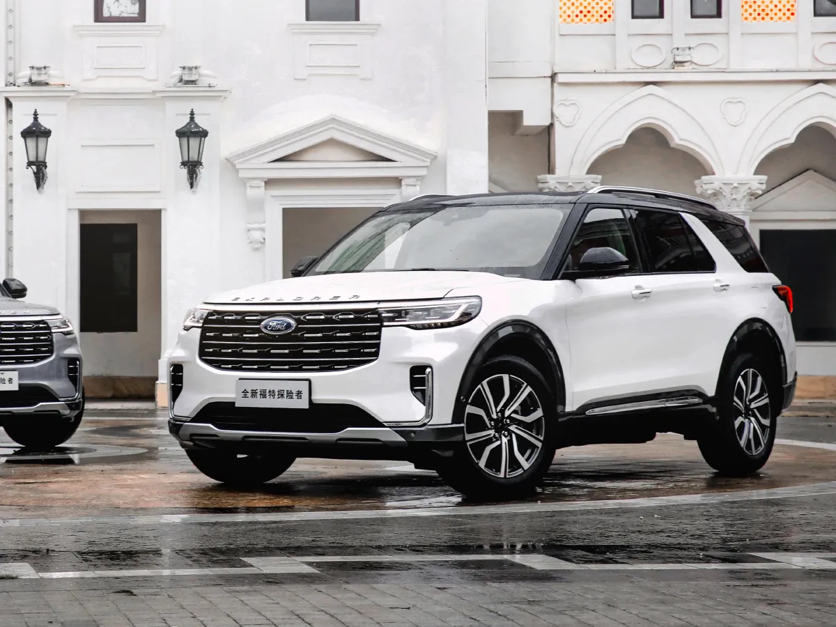 Ford Explorer,autocango,china used car exporter,china ev exporter,chinese used car exporter,chinese used ev exporter