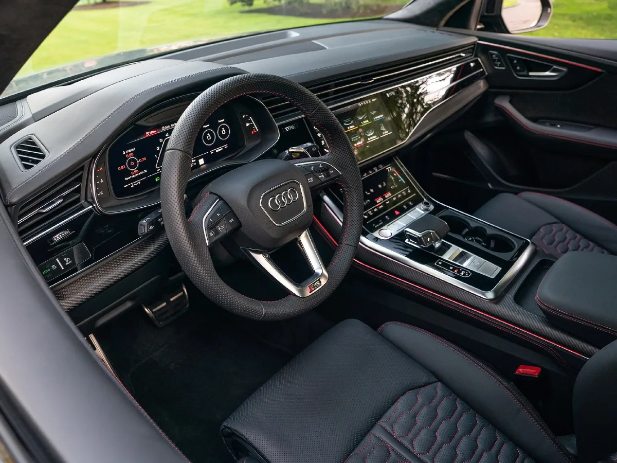 Audi RS Q8,autocango,china used car exporter,china ev exporter,chinese used car exporter,chinese used ev exporter