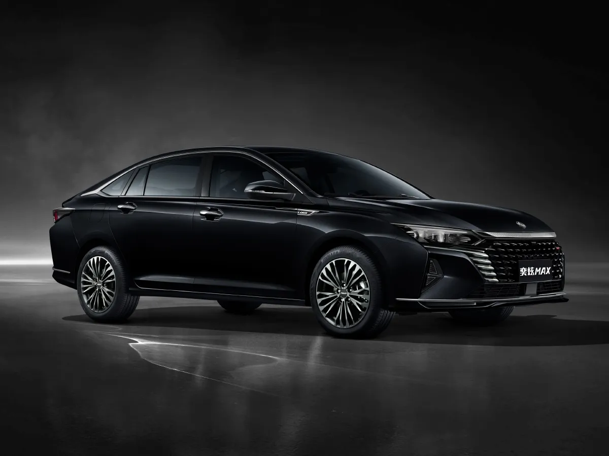 DongFeng Aeolus YiXuan MAX,autocango,china used car exporter,china ev exporter,chinese used car exporter,chinese used ev exporter