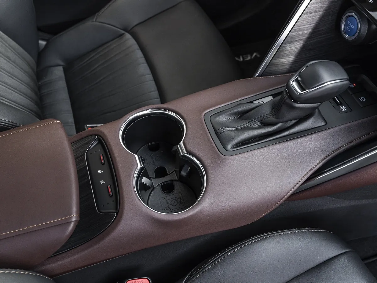 Toyota Venza,autocango,china used car exporter,china ev exporter,chinese used car exporter,chinese used ev exporter