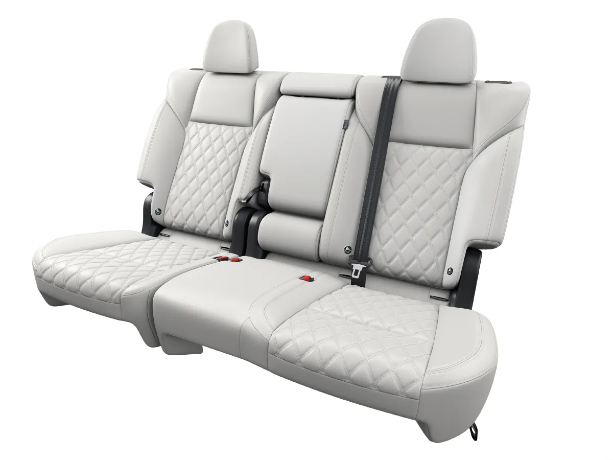 Mitsubishi Outlander,autocango,china used car exporter,china ev exporter,chinese used car exporter,chinese used ev exporter