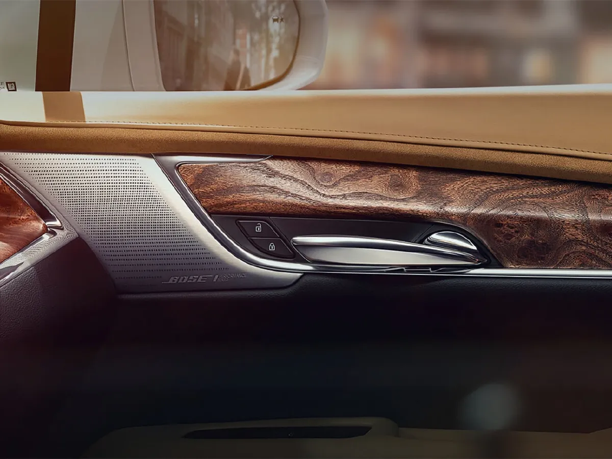 Cadillac XT5,autocango,china used car exporter,china ev exporter,chinese used car exporter,chinese used ev exporter