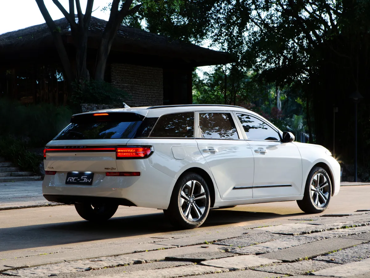 BaoJun RC-5,autocango,china used car exporter,china ev exporter,chinese used car exporter,chinese used ev exporter BaoJun RC-5,autocango,china used car exporter,china ev exporter,chinese used car exporter,chinese used ev exporter