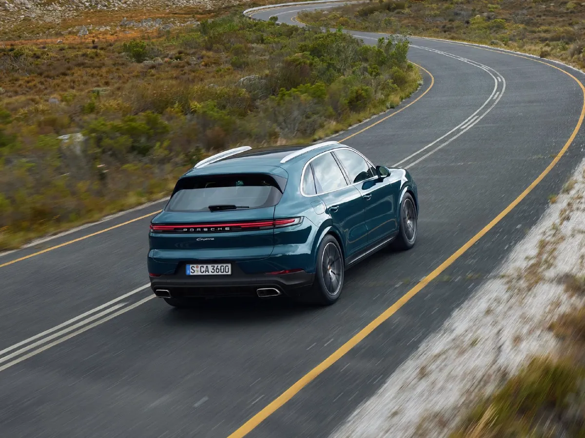 Porsche Cayenne,autocango,china used car exporter,china ev exporter,chinese used car exporter,chinese used ev exporter