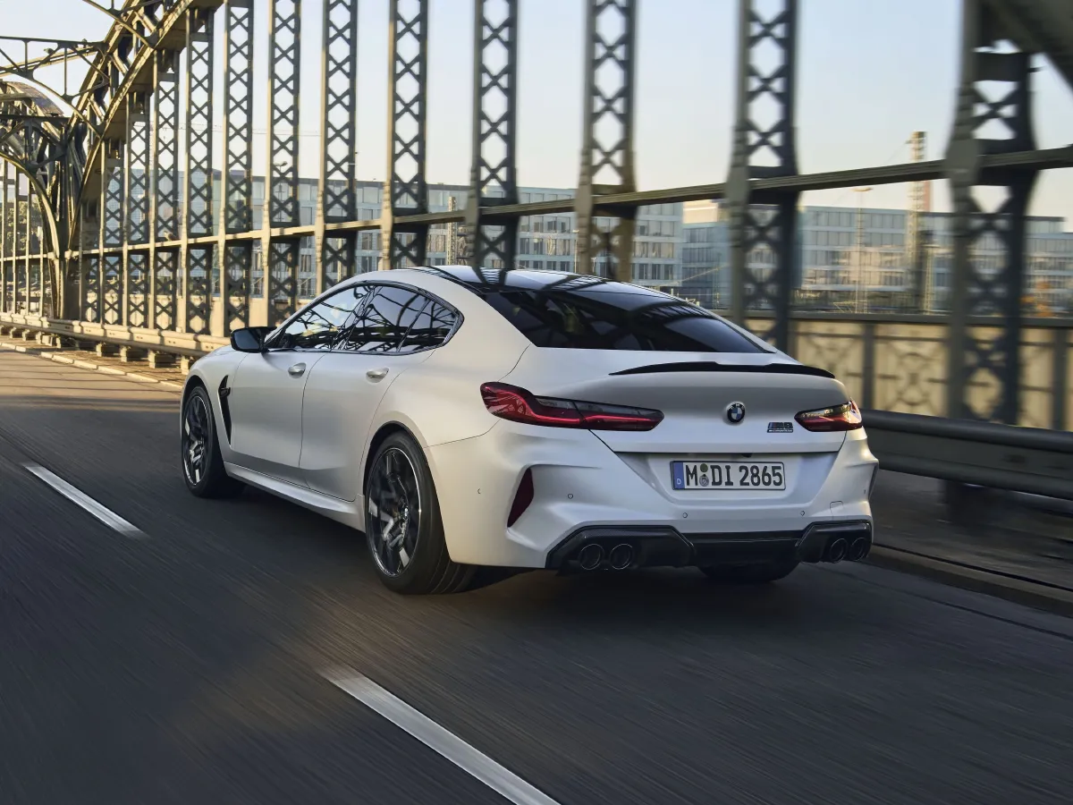 BMW M8,autocango,china used car exporter,china ev exporter,chinese used car exporter,chinese used ev exporter