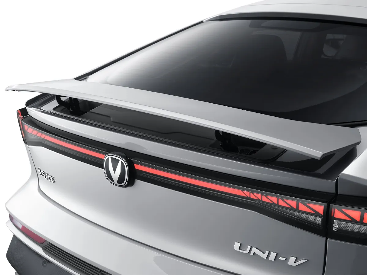 ChangAn UNI-V,autocango,china used car exporter,china ev exporter,chinese used car exporter,chinese used ev exporter