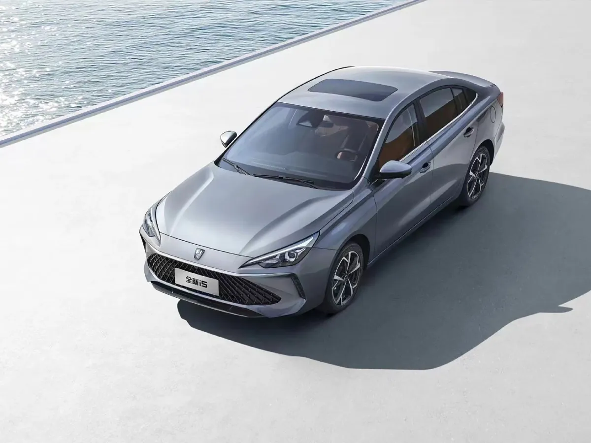 2024 Roewe i5 1.5L 129HP L4 CVT,autocango,china used car exporter,china ev exporter,chinese used car exporter,chinese used ev exporter