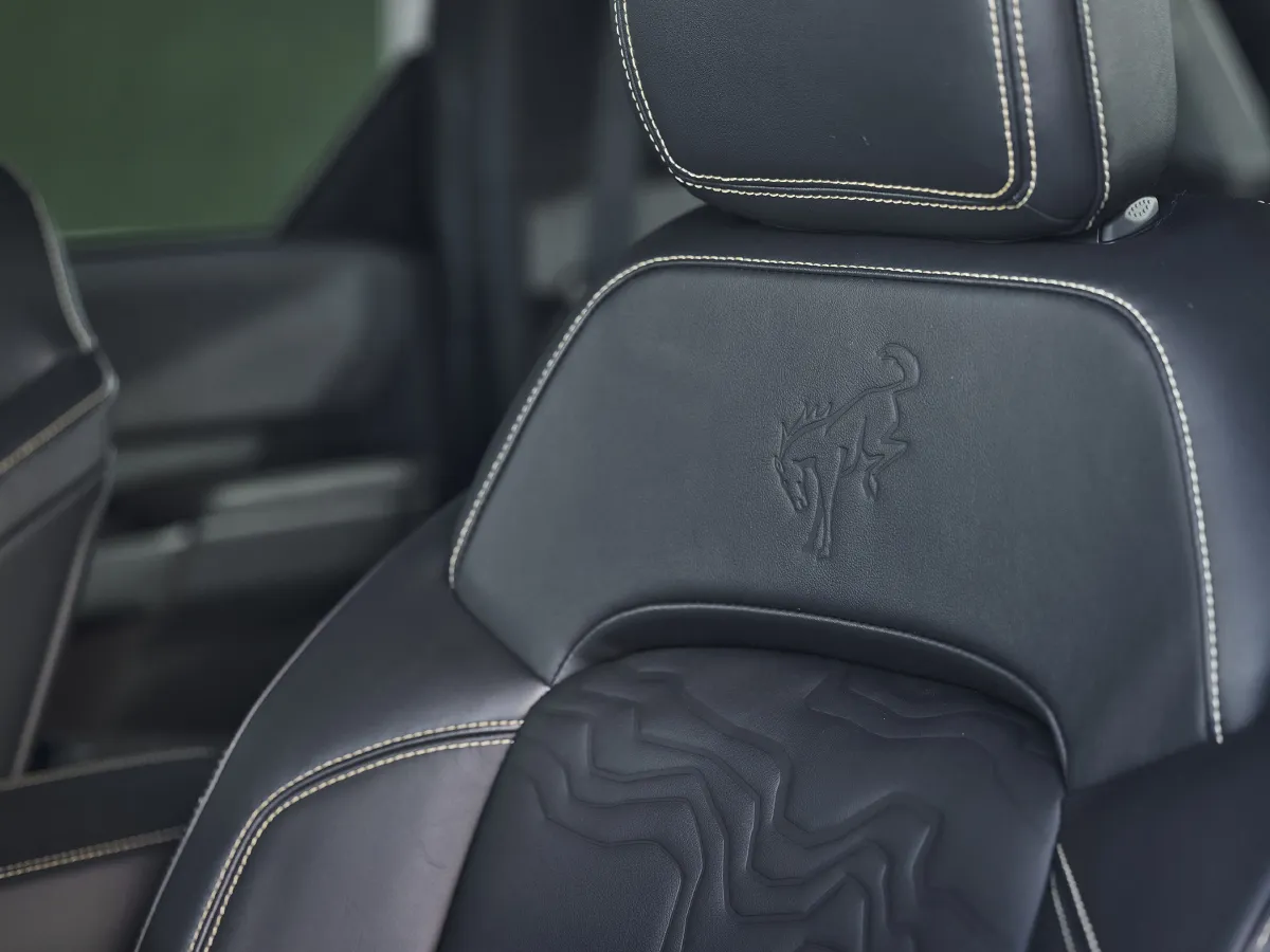 Ford Bronco,autocango,china used car exporter,china ev exporter,chinese used car exporter,chinese used ev exporter