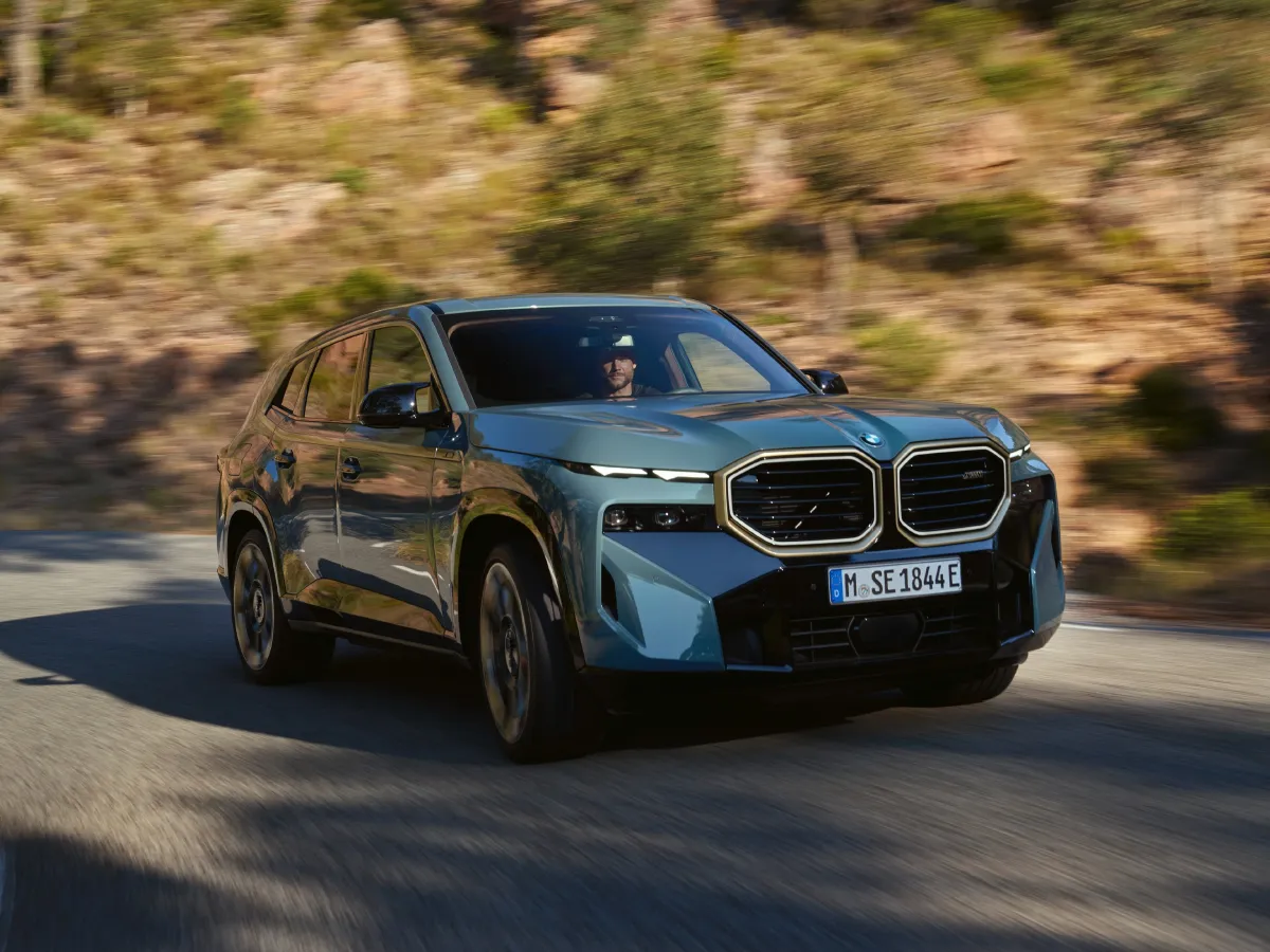 2023 BMW XM 4.4T 585HP V8 8AT PHEV 25.7KWH,autocango,china used car exporter,china ev exporter,chinese used car exporter,chinese used ev exporter