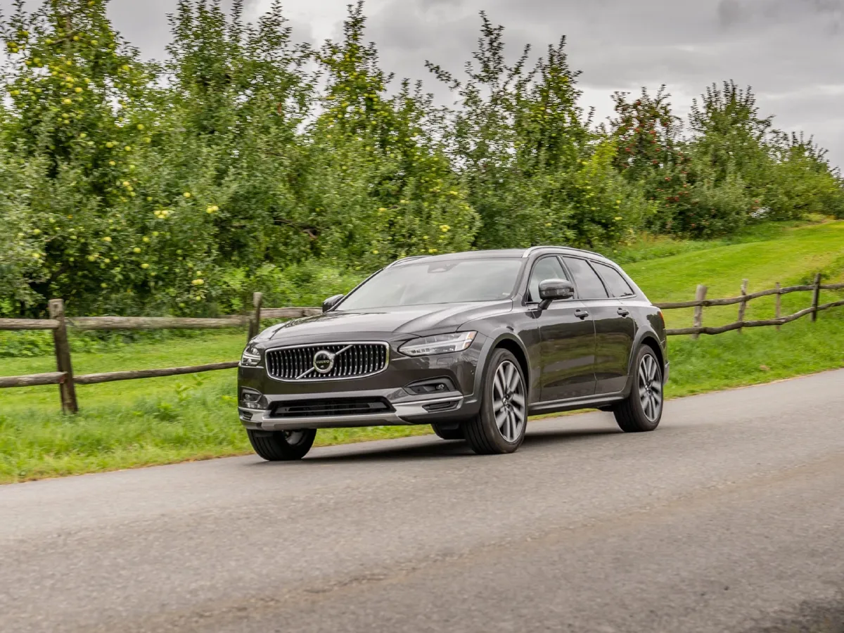 Volvo V90,autocango,china used car exporter,china ev exporter,chinese used car exporter,chinese used ev exporter