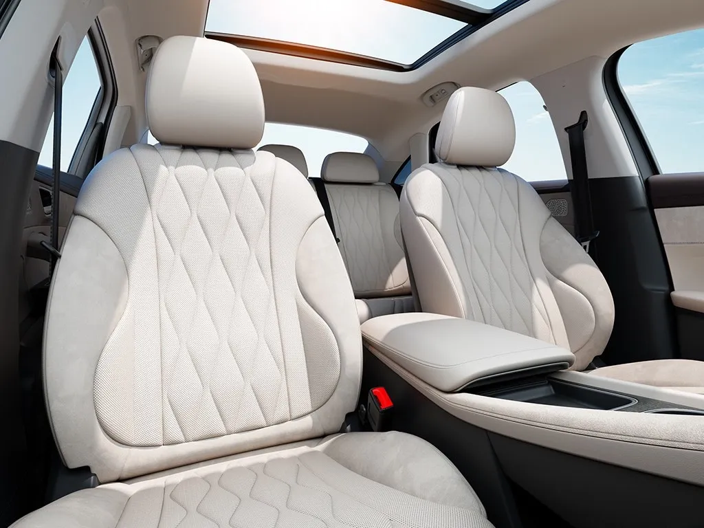 Roewe D7,autocango,china used car exporter,china ev exporter,chinese used car exporter,chinese used ev exporter