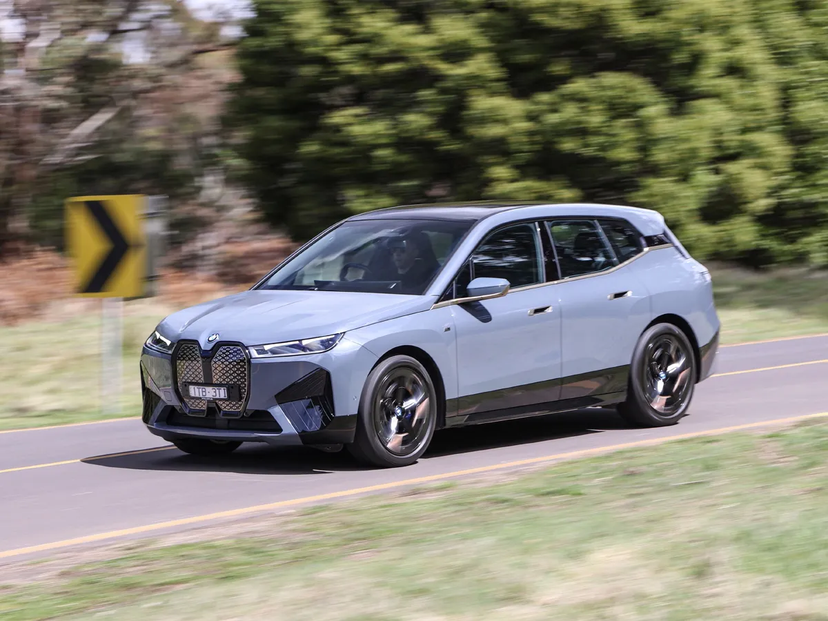 BMW iX,autocango,china used car exporter,china ev exporter,chinese used car exporter,chinese used ev exporter