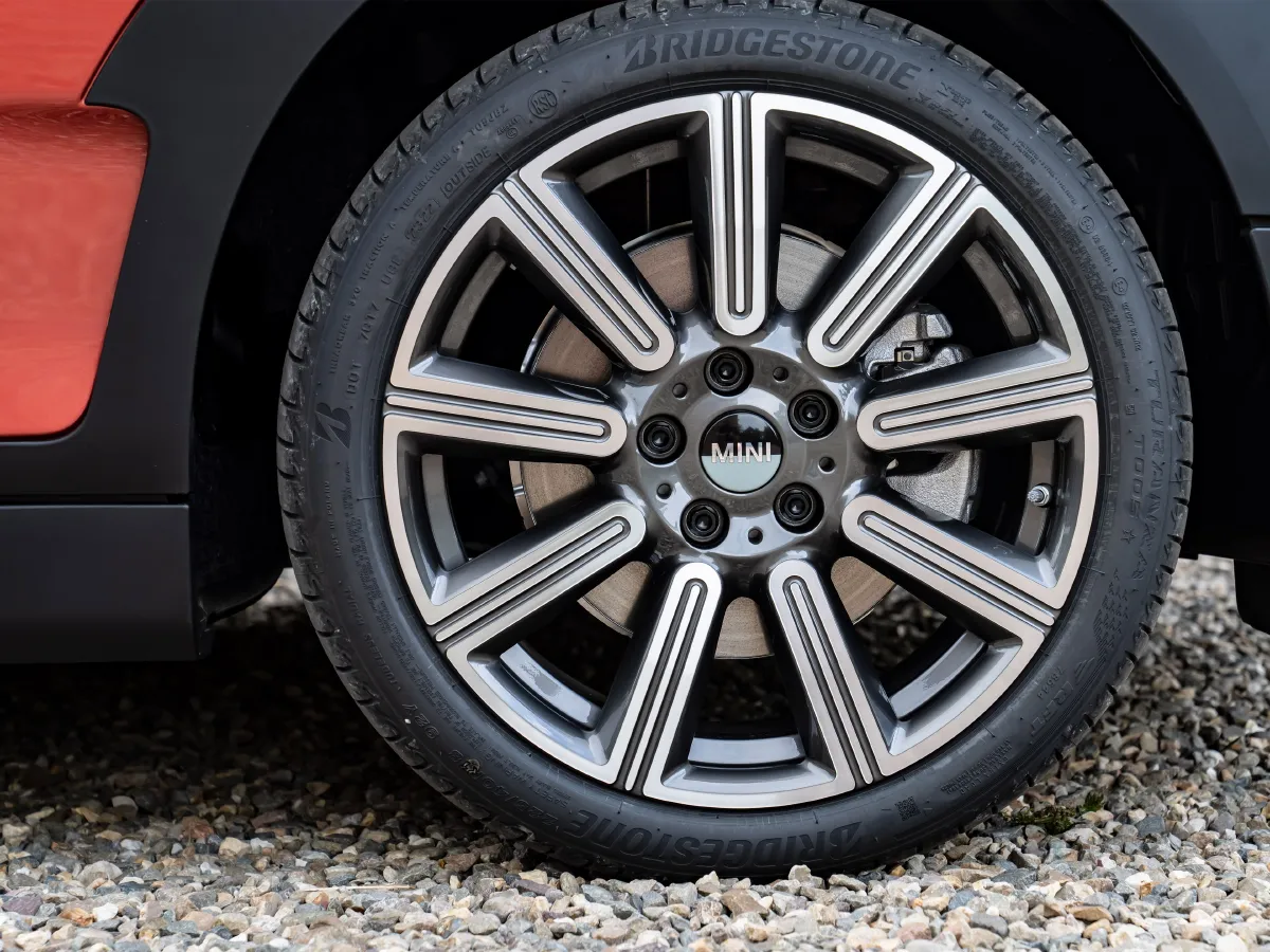 MINI CLUBMAN,autocango,china used car exporter,china ev exporter,chinese used car exporter,chinese used ev exporter