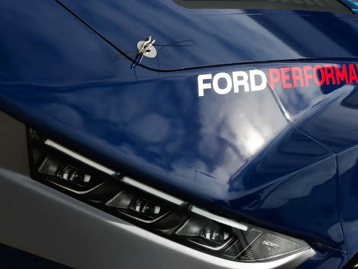 Ford Mustang,autocango,china used car exporter,china ev exporter,chinese used car exporter,chinese used ev exporter