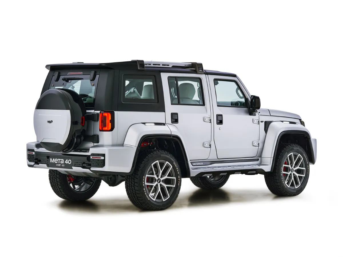 Beijing BJ40,autocango,china used car exporter,china ev exporter,chinese used car exporter,chinese used ev exporter