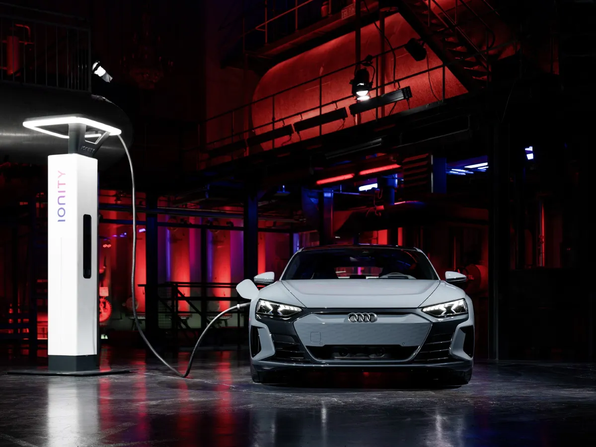 Audi e-tron GT,autocango,china used car exporter,china ev exporter,chinese used car exporter,chinese used ev exporter